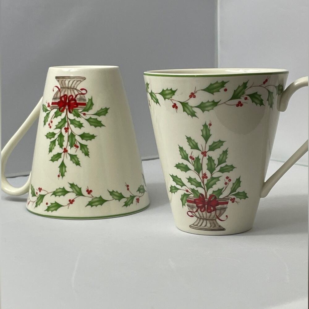 Pair Lenox‎ Holiday Pattern Holly Tree Accent Mugs EUC - Picture 6 of 7